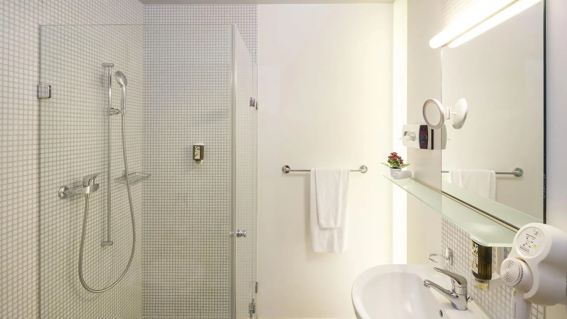 Hotel Balade Bazel 3*,